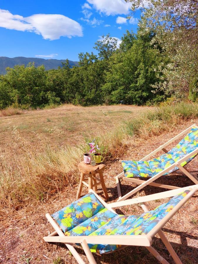 Viens Logement D'Exception Pres Du Colorado Provencal Dans Une Residence Au Calme Avec Piscine Offrant Une Vue Imprenable Sur Le Luberon Depuis Sa Terrasse מראה חיצוני תמונה